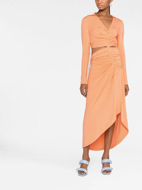 vestido drapeado con aberturas